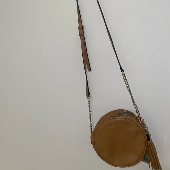 Kelly & Katie tan crossbody bag - Picture 10 of 12